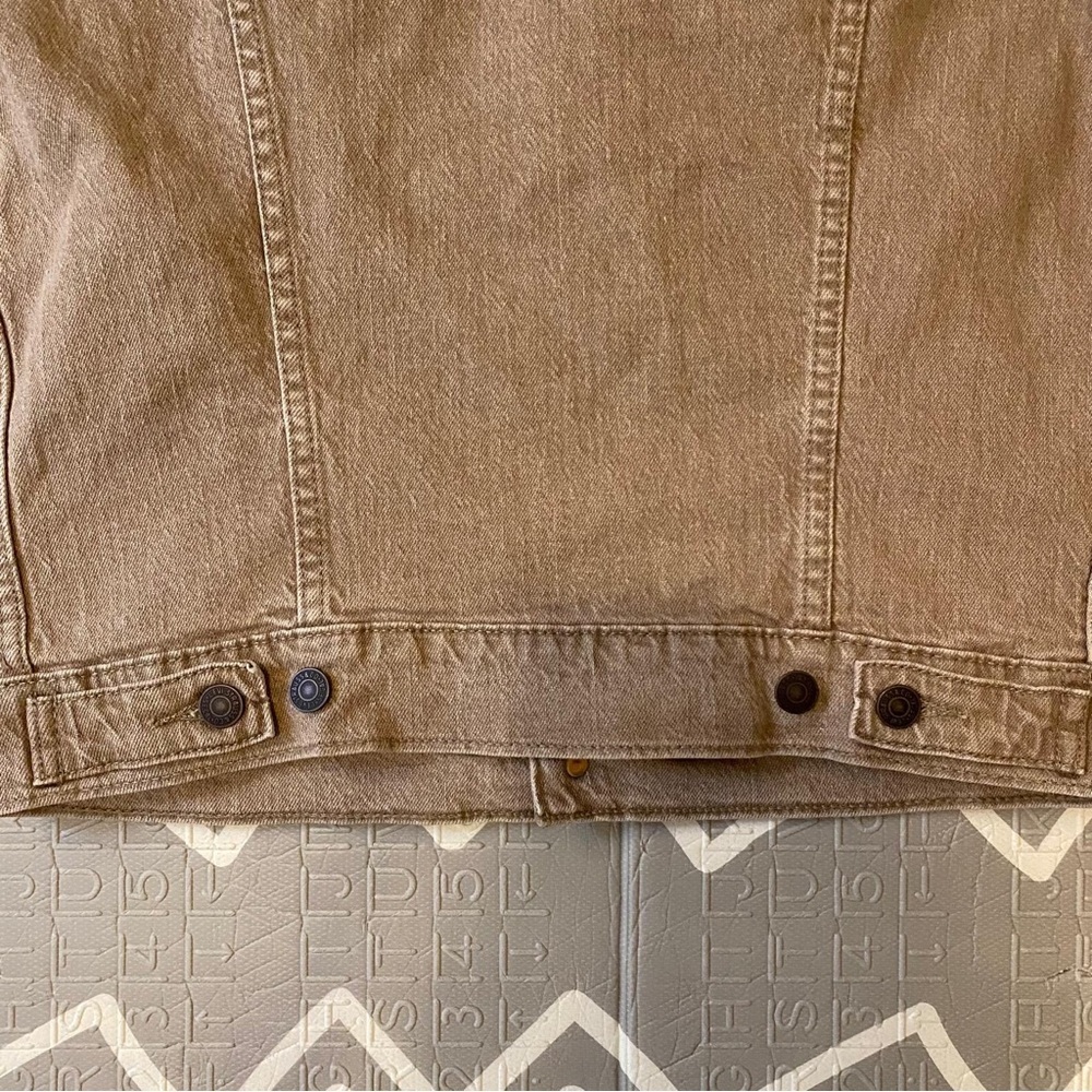 Vintage retro Levi’s embroidered trucker denim jean jacket S - Picture 4 of 10